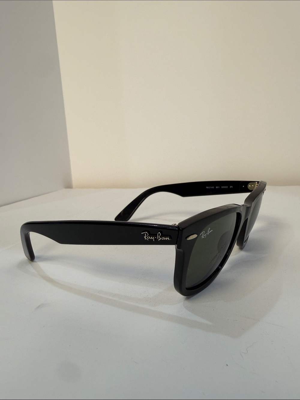 Vintage Ray-Ban Black Wayfarer Sunglasses with Green Lenses - Picture 5 of 16